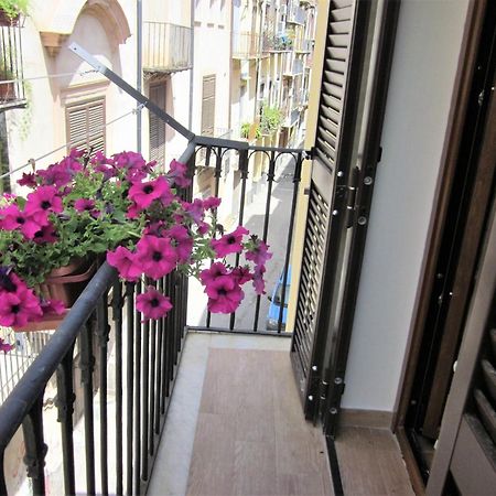 Icalderai Acomodação com café da manhã Palermo Exterior foto
